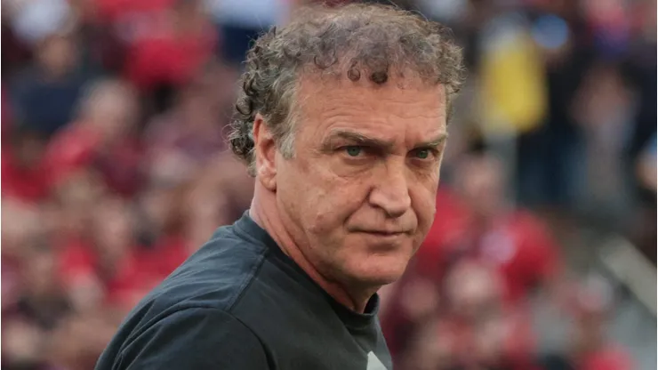 Cuca ex-técnico do Athletico-PR durante partida contra o Corinthians na Arena da Baixada pelo campeonato Brasileiro A 2024.