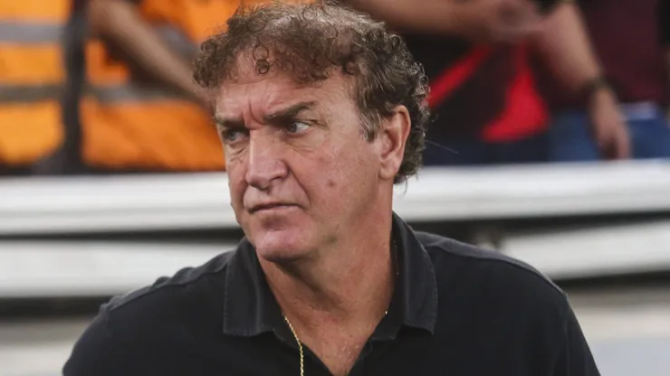 Cuca se pronuncia sobre saída do Athletico.