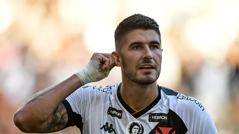 Pedro Raul jogador do Vasco comemora seu gol durante partida contra o Palmeiras no estádio Maracanã pelo campeonato BRASILEIRO A 2023. Centroavante virou alvos dos torcedores do Timão