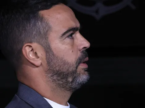 Artur Jorge revela a possibilidade de poupar jogadores do Botafogo