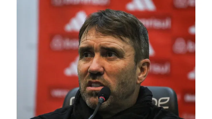 Eduardo Coudet técnico do Internacional durante partida contra o Sao Paulo no estadio Heriberto Hulse pelo campeonato Brasileiro A 2024.