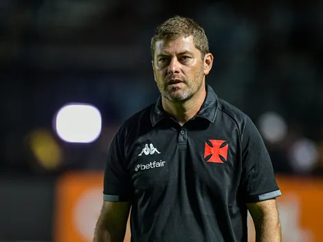 Paiva surpreende no Vasco e testa duas mudanças no time titular