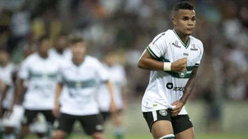 Kaio César se reúnem com Coritiba para acertar retorno (Imagem: Jorge Rodrigues/AGIF)
