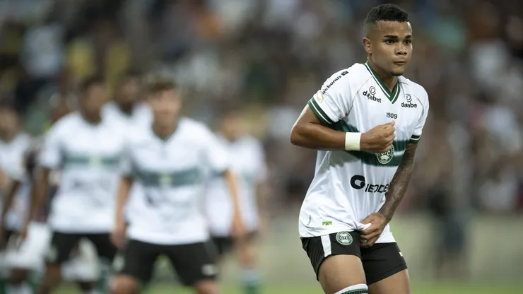 Kaio César se reúnem com Coritiba para acertar retorno (Imagem: Jorge Rodrigues/AGIF)