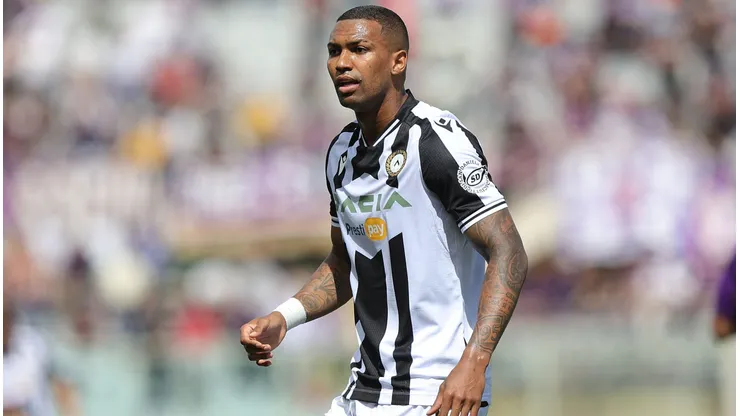 Walace durante confronto contra a Fiorentina no Campeonato Italiano.
