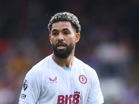 Vasco 'sorri' após notícia de última hora sobre Douglas Luiz