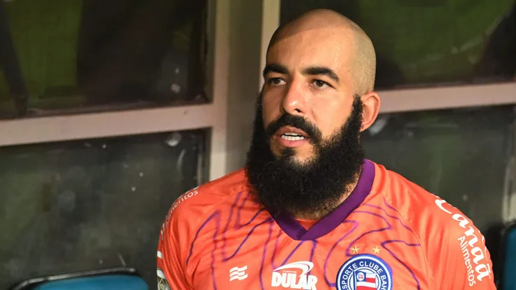 Danilo Fernandes pode ir para o Ceará (Foto: Walmir Cirne/AGIF)