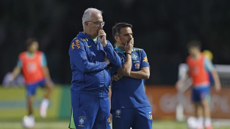 Dorival Júnior durante preparação da Seleção Brasileira. Foto: Rafael Ribeiro/CBF