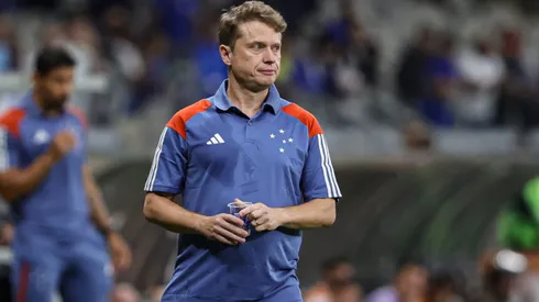 Seabra durante confronto contra o Fluminense no Campeonato Brasileiro de 2024.
