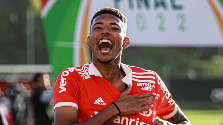 Matheus Dias ficará no Internacional. Foto: Jota Finkler/SC Internacional