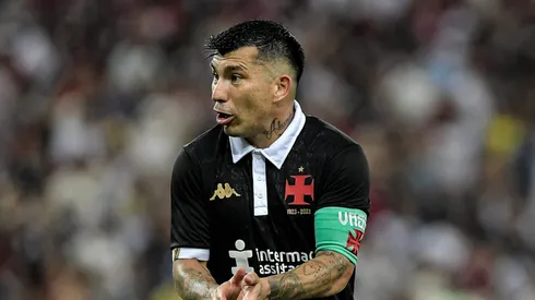 Medel causa no Vasco.