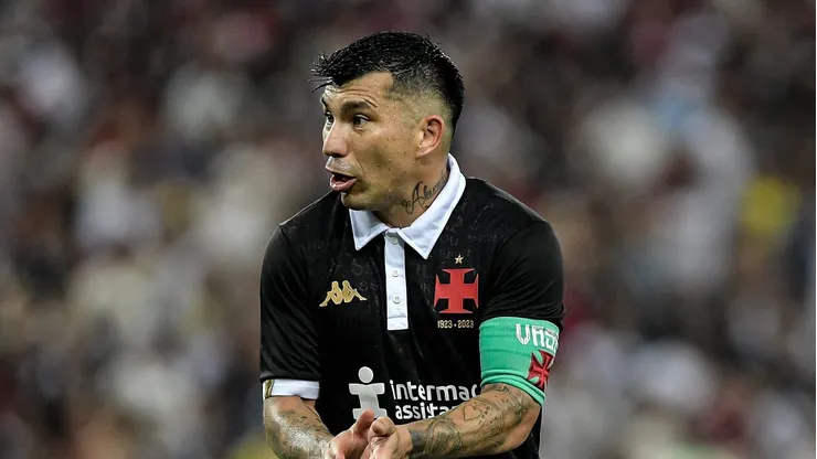 Medel causa no Vasco.