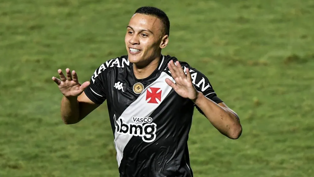 Léo Jabá enquanto atuava no Vasco (Imagem: Thiago Ribeiro/AGIF)