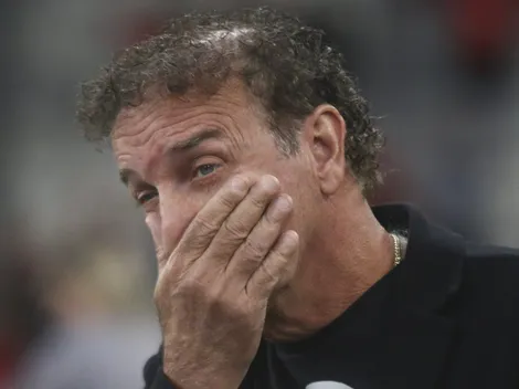 Cuca surpreende na escalação do Athletico-PR para confronto contra o Flamengo