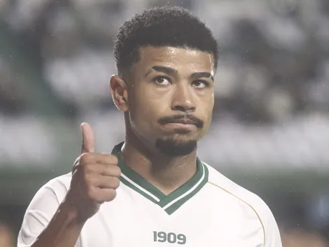 Coritiba faz nova oferta de renovação, mas valores não teriam agradado Lucas Ronier