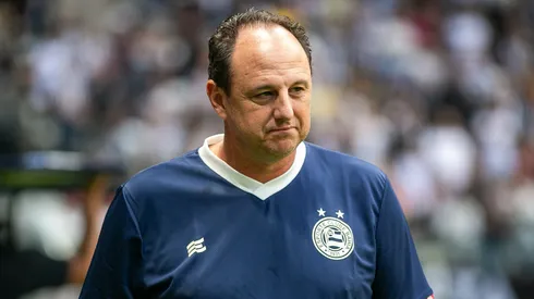 Rogério Ceni mandou a real no vestiário – Foto: Fernando Moreno/AGIF