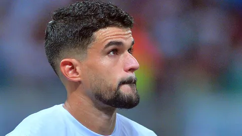 Cauly, jogador do Bahia durante partida contra o Bragantino no estádio Arena Fonte Nova pelo campeonato Brasileiro A 2024. Foto: Walmir Cirne/AGIF