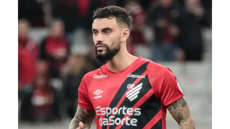 Mastriani durante confronto contra o Danubio na Copa Sul-Americana.