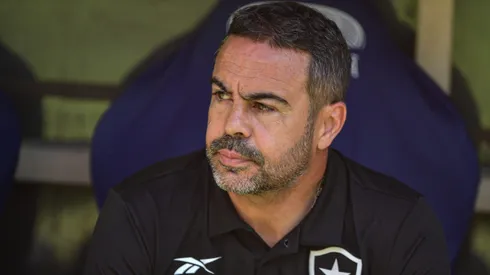 Treinador português tem ganhado a confiança dos torcedores do Botafogo.