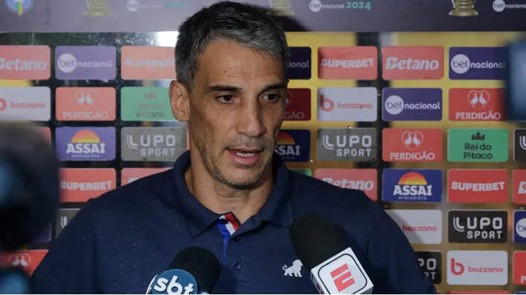 Apesar da derrota Vojvoda ficou satisfeito com o desempenho do seu elenco diante do Bahia.