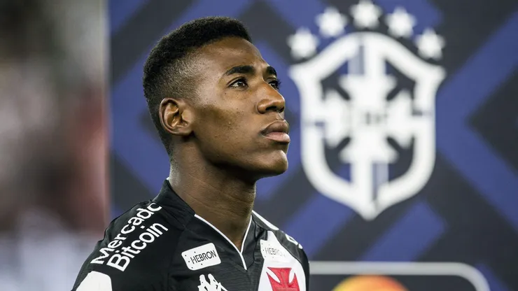 Leo na partida entre Fluminense x Vasco da Gama no Estadio do Maracana pela quarta rodada do Campeonato Brasileiro da Serie A em 06 de maio de 2023. Defensor foi cobrado pelos torcedores.