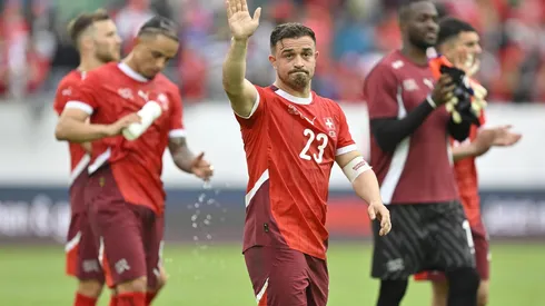Equipe da Suíça reagem após um amistoso internacional de futebol. (Associated Press / Alamy Stock Photo)