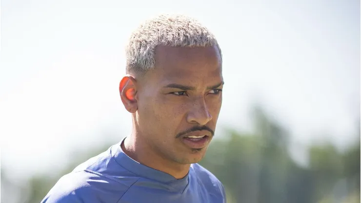 Matheus Pereira jogador do Cruzeiro durante treino no Centro de Treinamento CT Toca II.