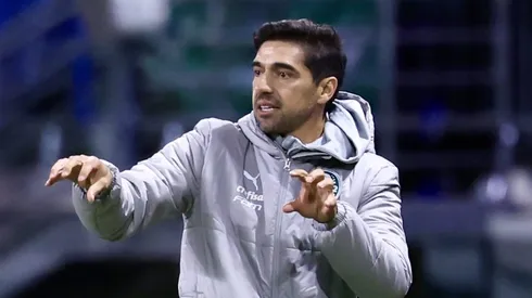 Abel Ferreira tecnico do Palmeiras durante partida contra o San Lorenzo no estadio Arena Allianz Parque pelo campeonato Copa Libertadores 2024. Marcello Zambrana/AGIF