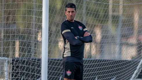 Carpini durante treino com o Vitória no último sábado (08). (Fotos: Victor Ferreira/EC Vitória)