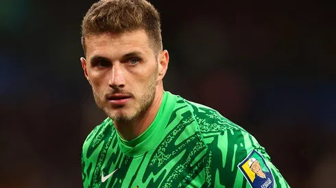 Bento, do Athletico, atuando na Seleção Brasileira