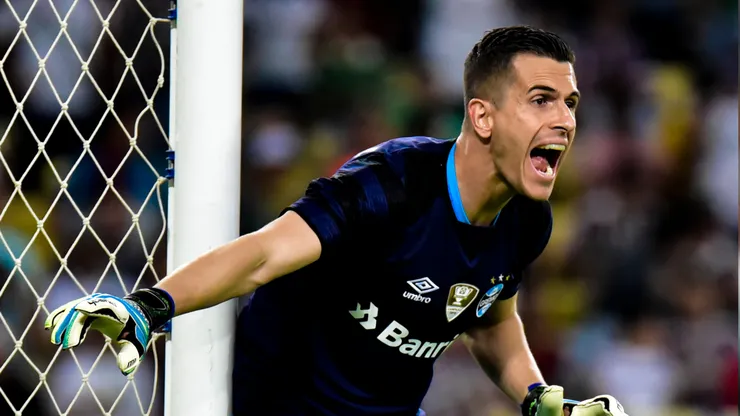 Marcelo Grohe é alvo de alguns clubes brasileiros - Foto: Thiago Ribeiro/AGIF