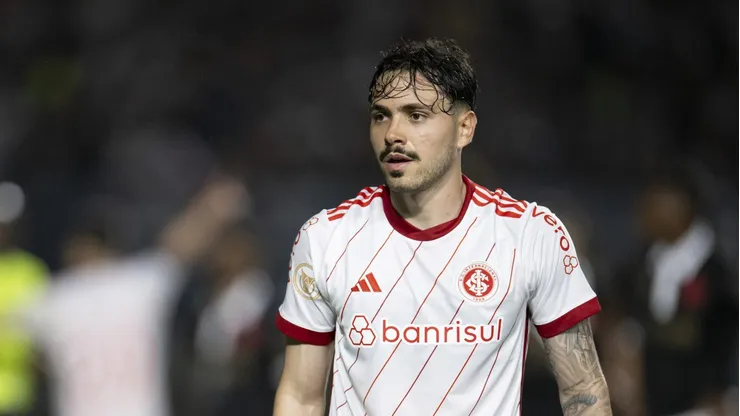 Maurício jogador do Internacional
