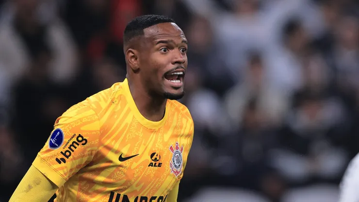 Carlos Miguel, do Corinthians, tem passagem pela base do Inter