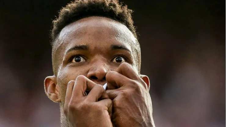 Thiago Mendes, jogando pelo São Paulo.