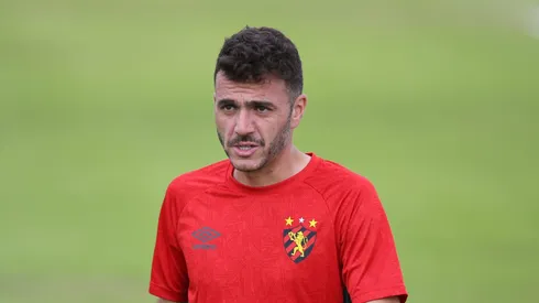 Treinador pode receber reforços em breve no Sport.