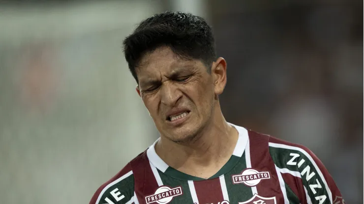 Cano pode ser desfalque contra o Botafogo.