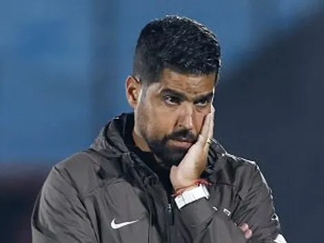 Azedou: Situação de António Oliveira 'ferve' no Corinthians