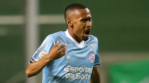 Ademir jogador do Bahia comemora seu gol durante partida contra o America-MG no estadio Independencia pelo campeonato Brasileiro A 2023. Gilson Lobo/AGIF