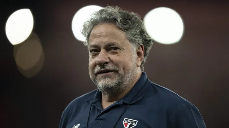 Casares abre conversas para renovar com William Gomes no São Paulo