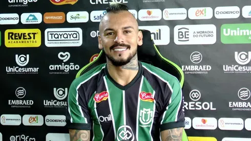 Lateral fez um balanço da sua carreira e dos desafios que ainda estão por vir.