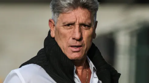 Renato Portaluppi, técnico do Grêmio Renato Gaúcho, durante partida contra o Bragantino no estádio Couto Pereira pelo campeonato Brasileiro A 2024.