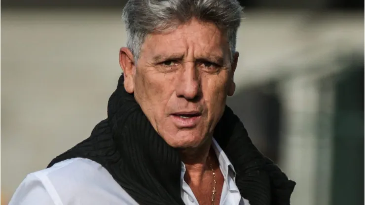 Renato Portaluppi, técnico do Grêmio Renato Gaúcho, durante partida contra o Bragantino no estádio Couto Pereira pelo campeonato Brasileiro A 2024.