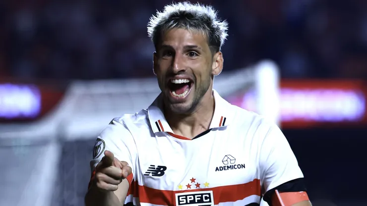 Calleri se destacou na vitória sobre o Cruzeiro.