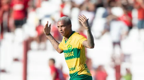 Deyverson é alvo do Corinthians – Foto: Gil Gomes/AGIF