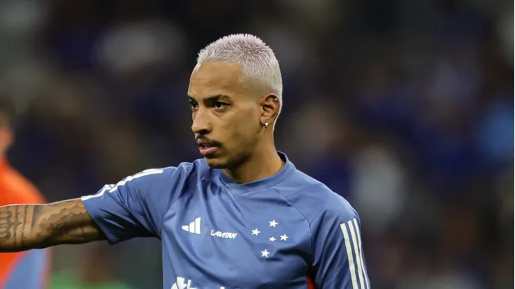 Matheus Pereira está pendurado no Cruzeiro.
