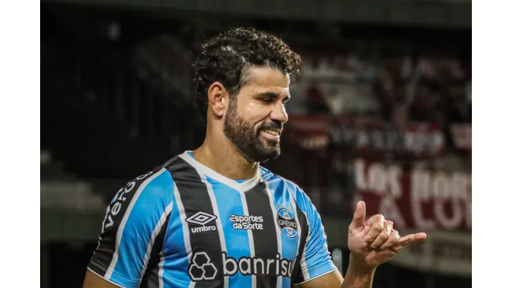 Diego Costa durante confronto contra o Estudiantes na Libertadores de 2024.