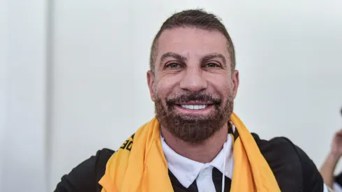 Pedrinho, candidato da chapa Sempre Vasco, durante a eleicao a qual elege o Presidente do Vasco da Gama para o Trienio 2024 a 2026, realizada na Sede do Calabouco, centro do Rio de janeiro. Pedrinho quer novo atacante