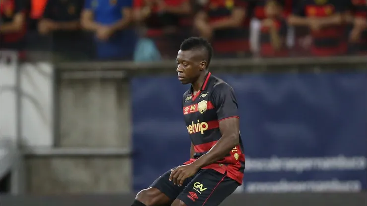 Helibelton Palacios durante a partida entre Sport e PontePreta na Arena de Pernambuco pelo campeonato brasileiro da Serie B 2024.