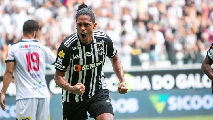 Mauricio Lemos jogador do Atletico-MG comemora seu gol durante partida contra o Democrata no estadio Arena MRV pelo campeonato Mineiro 2024. Foto: Fernando Moreno/AGIF