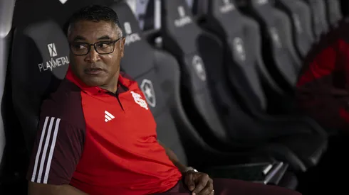 Roger Machado ainda não conseguiu engrenar no Internacional – Foto: Jorge Rodrigues/AGIF